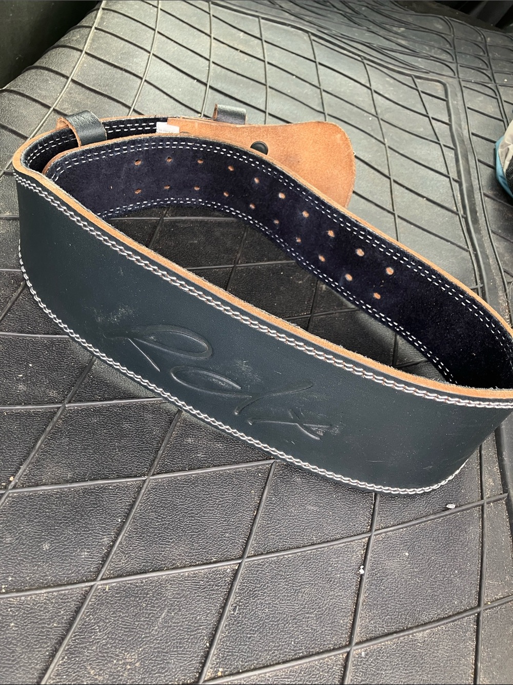 Black Leather Weightlifting Belt with Suede Interior